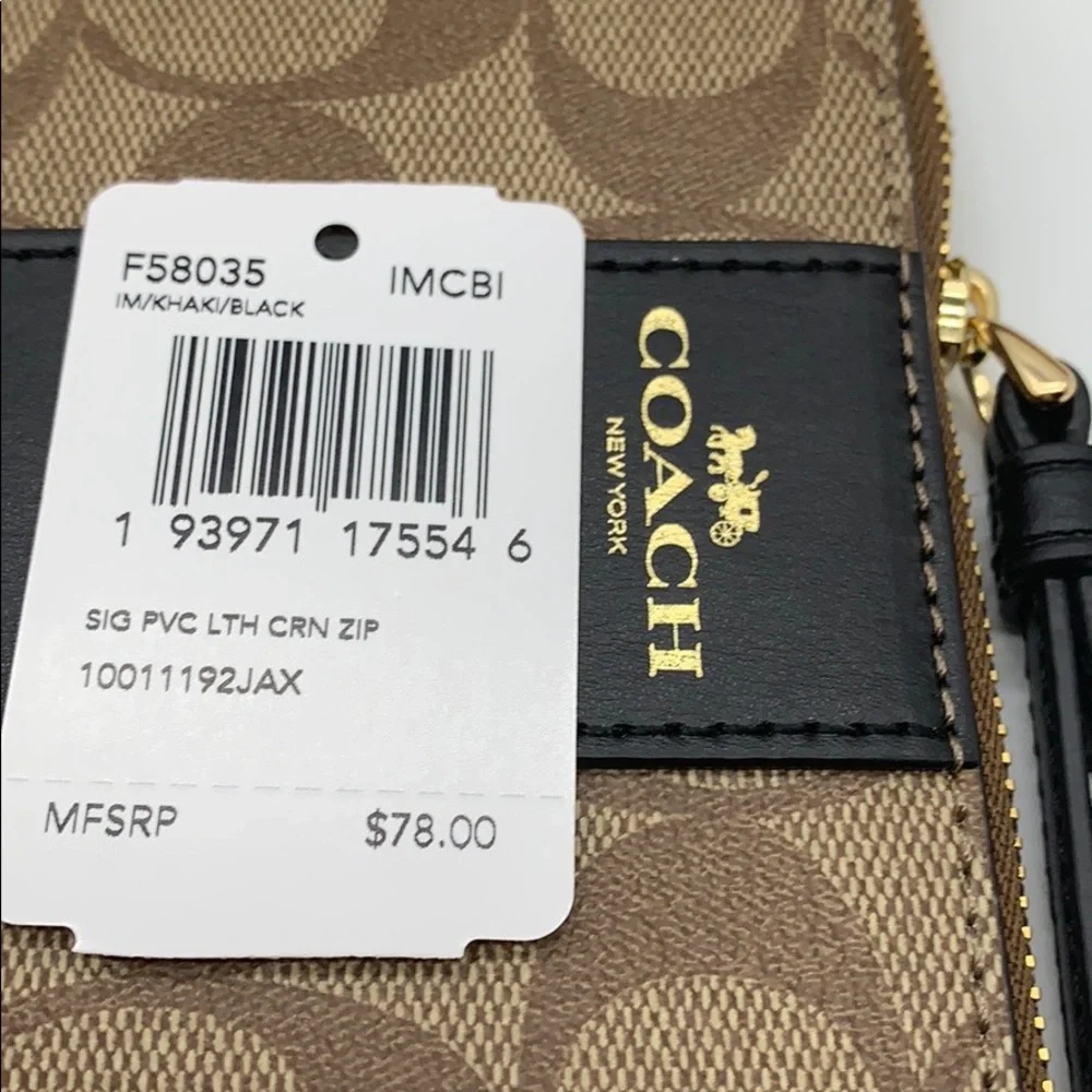 COACH Corner Zip Wristlet In Signature Canvas - Picture 10 of 10